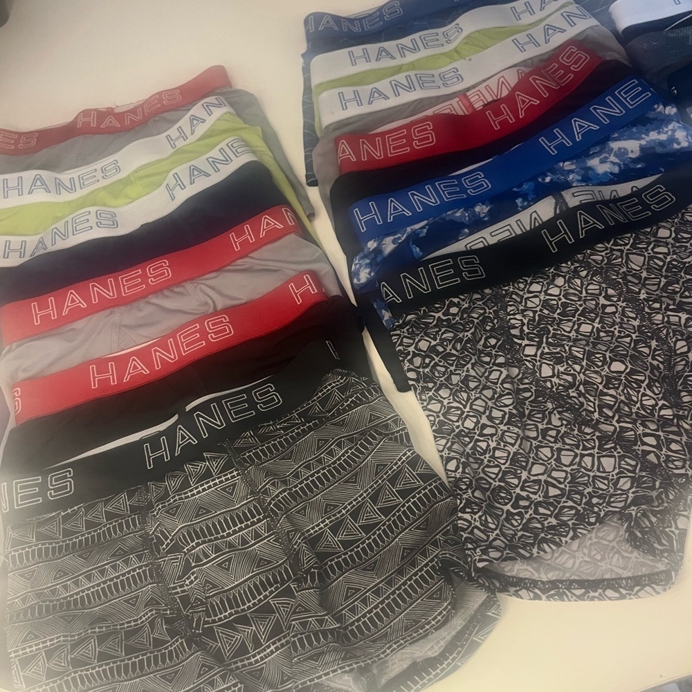 Hanes Boys Performance Boxer Briefs - 12 pair Size M (size 8) - Picture 2 of 2